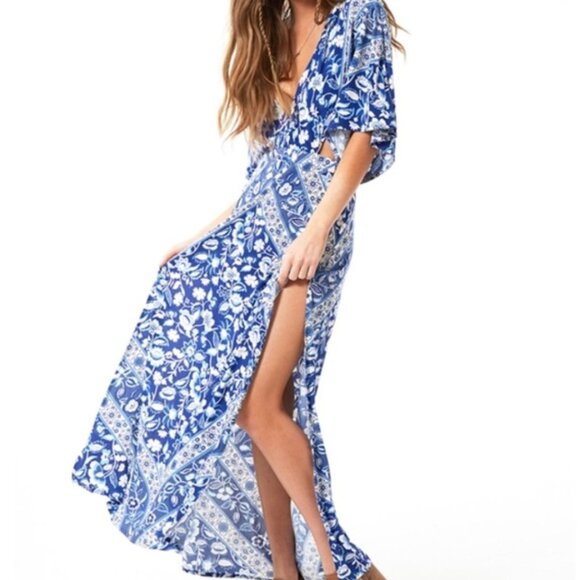 Spell Lolita Maxi Dress Cutout V-Neck High Silt Boho Bluebelle Floral Medium - Picture 3 of 12